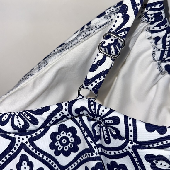 Lands End One Piece Bathing Suit Fully Lined Underwire Size 8 Tummy Control NEW - Picture 7 of 9